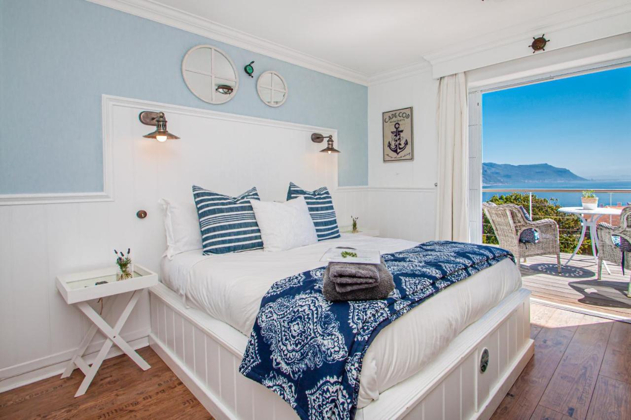 A Boat House Hotel Simon's Town Eksteriør billede