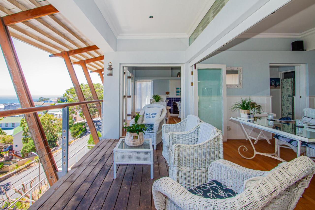 A Boat House Hotel Simon's Town Eksteriør billede